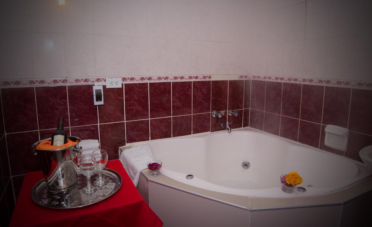 Hotel Peru Real クスコ エクステリア 写真