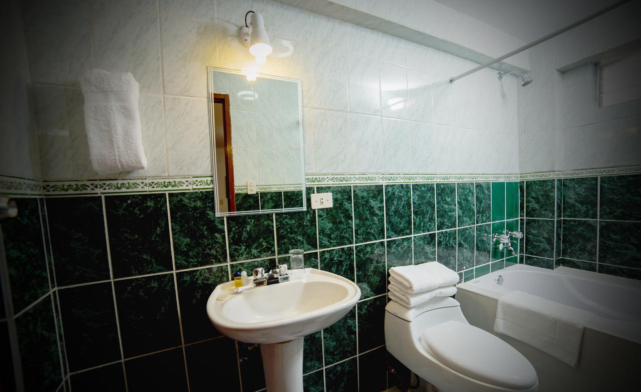 Hotel Peru Real クスコ エクステリア 写真